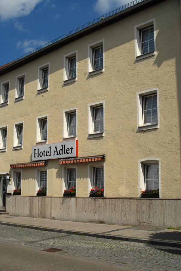 Hotel Adler Treuchtlingen Zewnętrze zdjęcie
